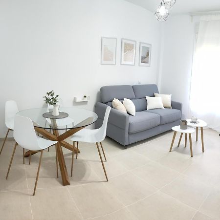 Relax Chiclana-Aparcamiento Privado-Tv Cable-Wifiplus-Aire Acond-Incluido Chiclana de la Frontera Exterior photo